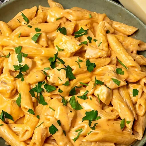 Creamy Buffalo Chicken Pasta Recipe