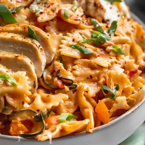 Creamy Spicy Chicken Pasta with Summer Vegetables Recipe