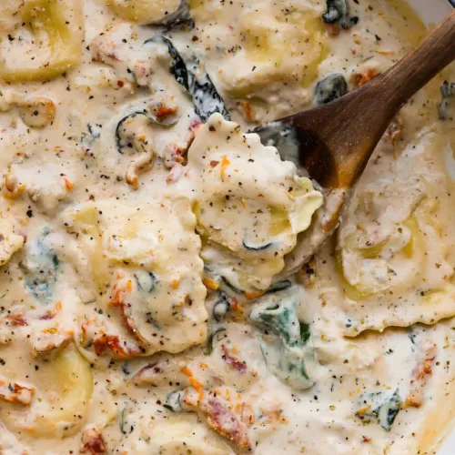 Creamy Tuscan Ravioli Recipe