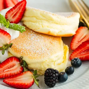 Fluffy Japanese Soufflé Pancakes
