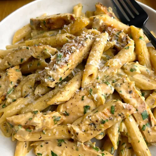 Garlic Parmesan Chicken Pasta Recipe