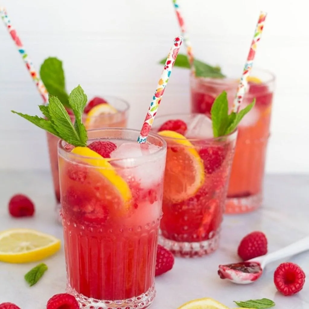 Raspberry Lemonade Spritzer