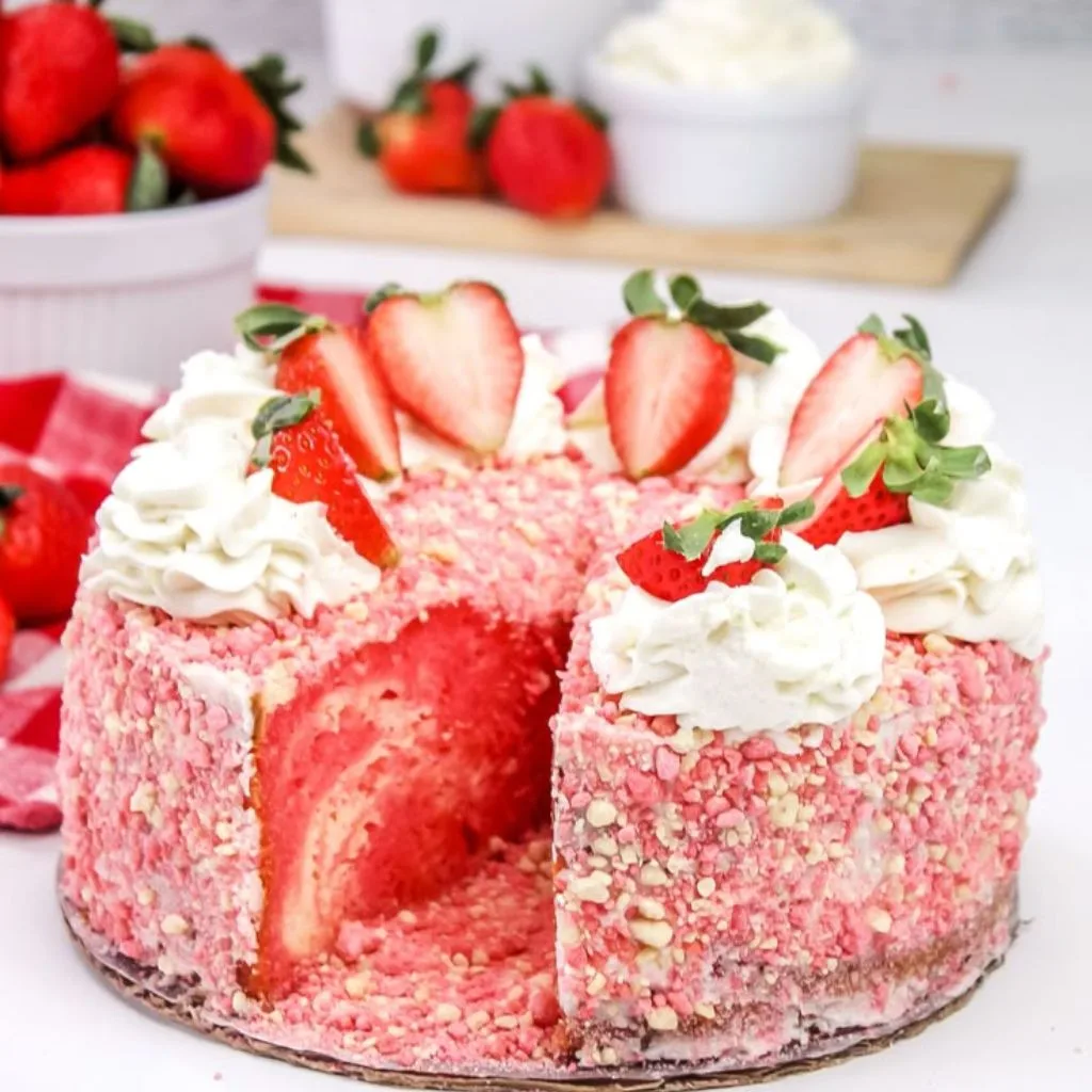 strawberry Crunch Cheesecake Recipe