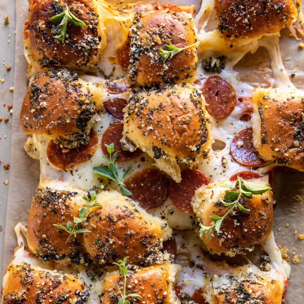 pull apart roasted garlic pizza dip sliders